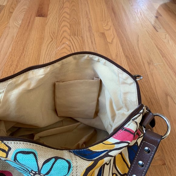 Relic Tan Floral Shoulder Bag - Picture 10 of 11